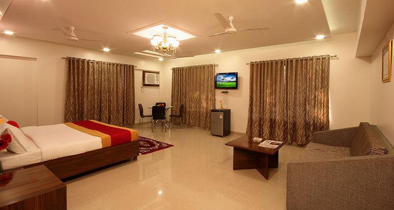 Hotel Royal Park Residency Тхане Экстерьер фото